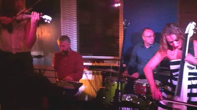 Gran Volta Duo & Jazz Mansard в Книжном клубе 12 - 2 смотреть онлайн