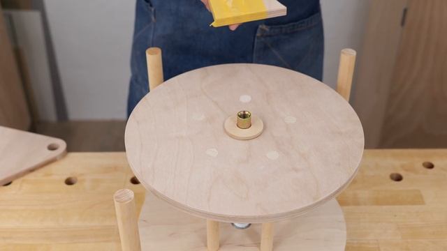 Hand Crank Wooden Air Hose Reel