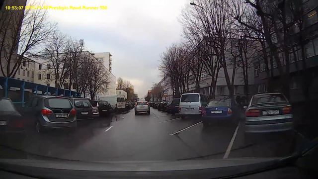 Непонятные маневры Nissan; подрезал за что? смотреть онлайн