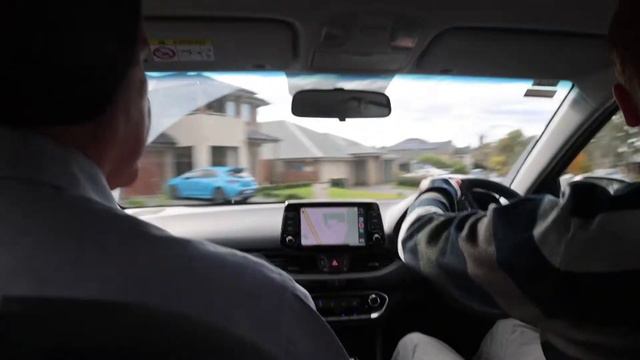 Hear Ronan's Experience Learning to drive with Special Needs смотреть онлайн