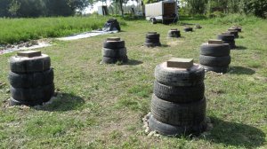 Фундамент из автомобильных покрышек для хозблока/сарая. Столбчатый бетонный фундамент всего за 2500