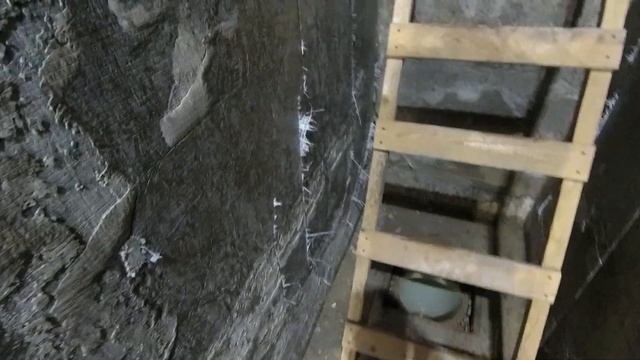 Сильно удивился, когда снял опалубку ямы смотреть онлайн