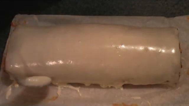 Рулет с вареной сгущенкой и фундуком смотреть онлайн