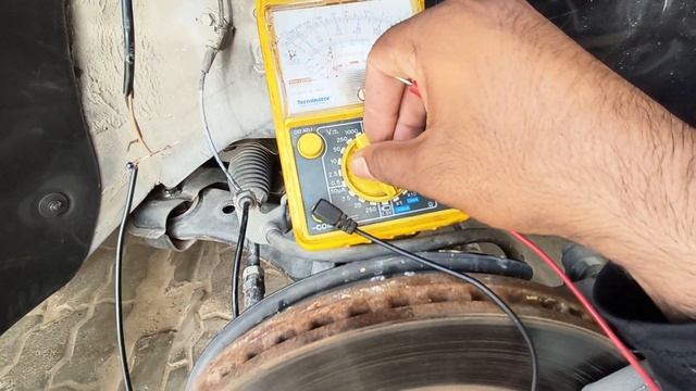 Hyundai DTC. C120301 U0123| How To Test ABS Wheel Sensor | ABS Wheel Sensor Voltage