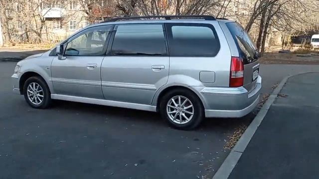 Mitsubishi Space Wagon, 2003 смотреть онлайн