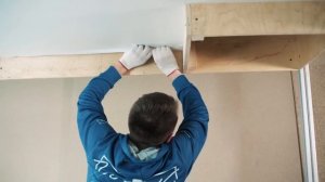 ШТОК. Убираем складки и  выравниваем угол  на натяжном потолке