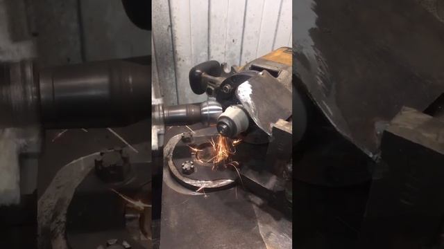 Шлифовка сферической поверхности пальца шаровой опоры смотреть онлайн