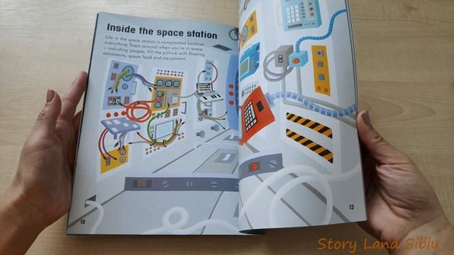 First Sticker Book Space - Usborne смотреть онлайн