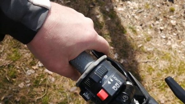 AVANTIS A7 LUX 174 MN-3.Обзор на коленке.