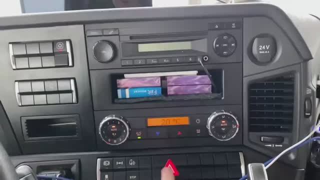 Застрял в ЕКБ ))) смотреть онлайн