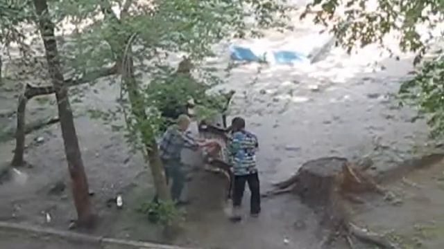 Кердык лавочке.wmv смотреть онлайн