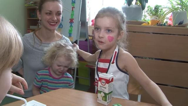 Бонус-клип "Мы на свет родились" (утренник "8 Марта", д/с "Волгарики", Самара, 2017) смотреть онлайн