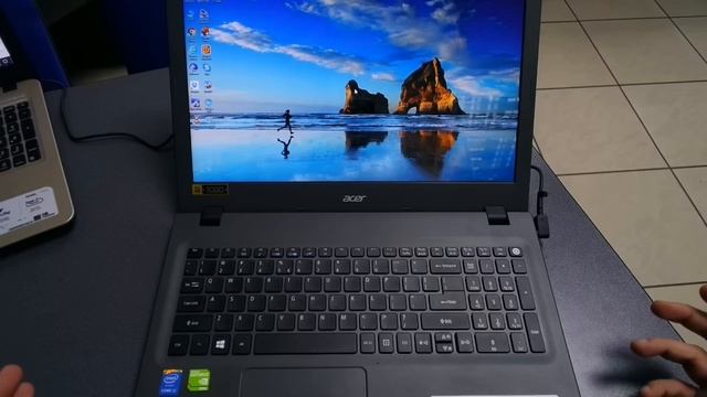 Acer Aspire E5-573G - Review Lb Romana смотреть онлайн