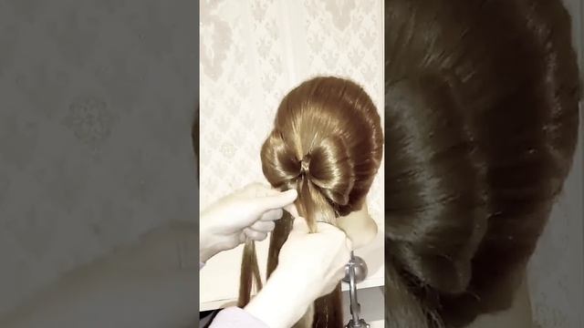 ??Прическа за две минуты в школу для девочки?Хвост с бантом и плетением?Лёгкая прическа? смотреть онлайн