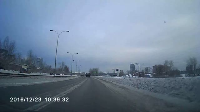 Машину замотало по дороге Видео с регистратора Neoline Wide S27 смотреть онлайн