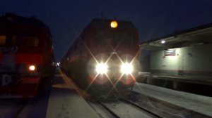 Тепловоз ТЭП70БС-347 с пригородным поездом "Александров 1 - Иваново"