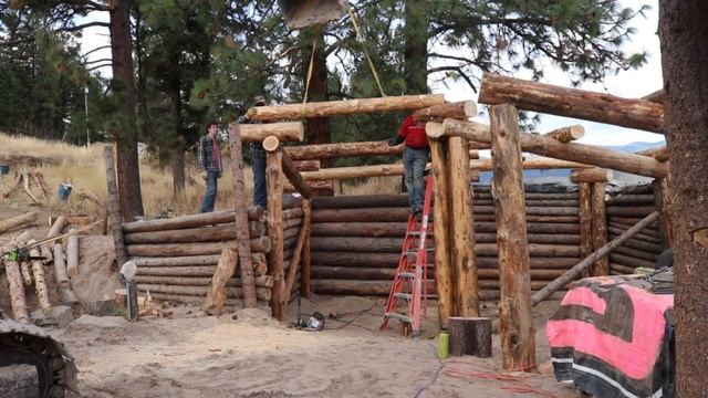 Round wood timber frame, Setting Lodge Pole Beams смотреть онлайн