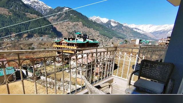 Best Hotel in Manali | Coral Resort and spa | Executive Deluxe Room with Balcony смотреть онлайн