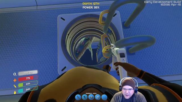 Subnautica - Stalker Infiltrates My Base! смотреть онлайн