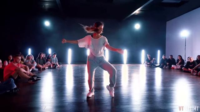 Erica Klein Dance To “all for us” (Mirrored) смотреть онлайн
