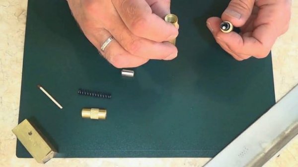 Кернер ручной автоматический. Устройство и принцип работы.