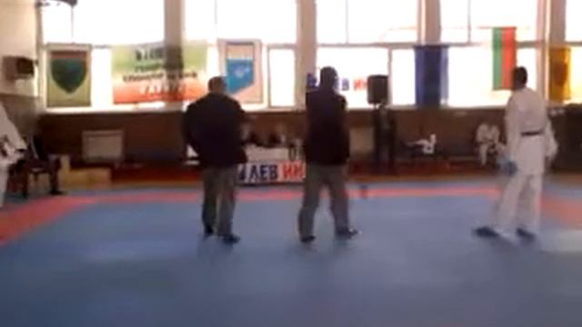 Национално първенство по Карате, мъже и жени гр.Троян 04.2013г. смотреть онлайн