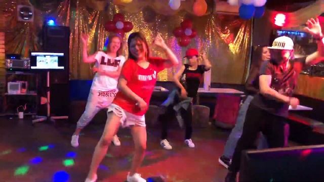 BACHATA By Kay One, Cristobal( ZUMBA HIGH ) PhilJap Zumba Lovers / Isla Pamilya Kamata Tokyo смотреть онлайн