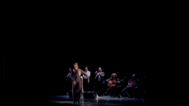 FARRUCA BEATRIZ CRUZ DE ALBA смотреть онлайн