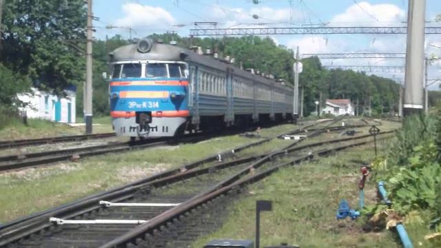 ГЖД ЭР9П-К-314, ст.Ройка смотреть онлайн