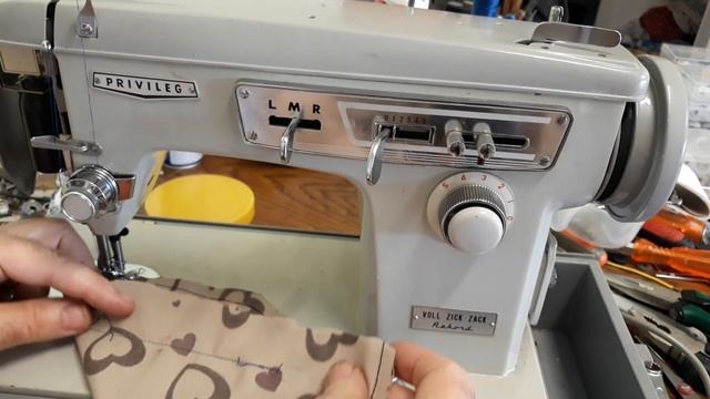 Privileg Nähmaschine voll Zick Zack Modell 888 الجزء الرابع إختبار الخياطة والعمل النهائي للماكينة смотреть онлайн