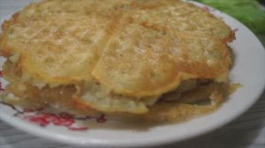 Картофельные драники в вафельнице. Быстро и забавно!
