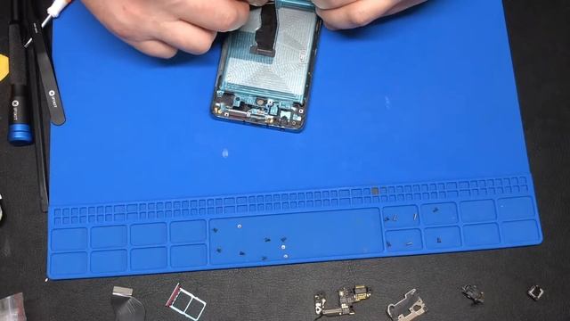 Смяна дисплей на Huawei P 30 смотреть онлайн