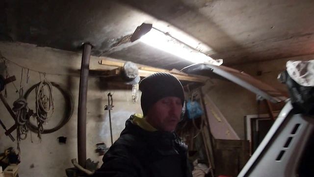 ЗАШЕЛ ПРОВЕДАТЬ НИВУ И НЕМНОГО ПРО МЕТАЛЛОИСКАТЕЛИ. смотреть онлайн