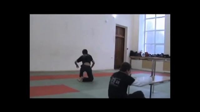 Кувырок через два стола Ушу смотреть онлайн