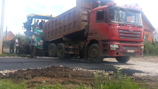 Наконец-то дождались... асфальт (РБ с.Кушнаренково) смотреть онлайн