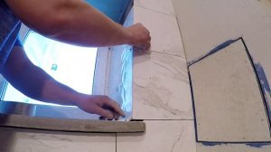 Облицовка оконных откосов в ванной плиткой
