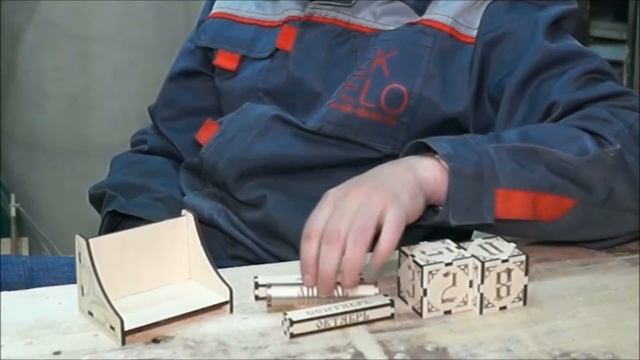 Вечный Календарь Своими руками | Лазерная резка: Фанера 4 мм смотреть онлайн