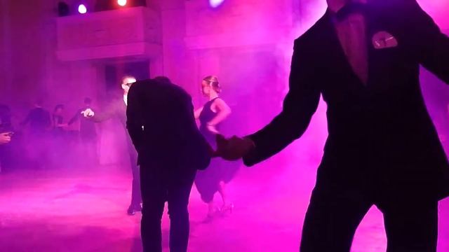 Осенний бал - свинг парой смотреть онлайн