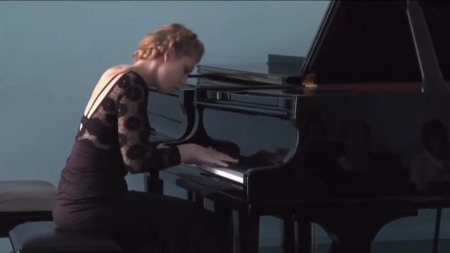 Сара Вебер (К.Дебюсси. "Лунный свет" из Бергамасской сюиты) смотреть онлайн