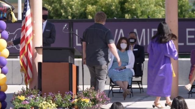 LeyVa Middle School BullDog Tech 8th grade Promotion смотреть онлайн