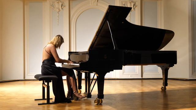Frederic Chopin. Étude Op. 25, No. 12. c - moll. Yana Pinskaya. Yamaha CFX смотреть онлайн