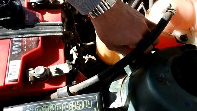 Как заменить жидкость в гидроусилителе руля на Шевроле Ланос смотреть онлайн