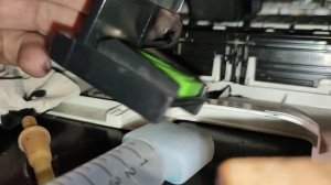 Воздух в трубочках системы непрерывной подачи чернил, герметичность системы, принтер плохо печатает