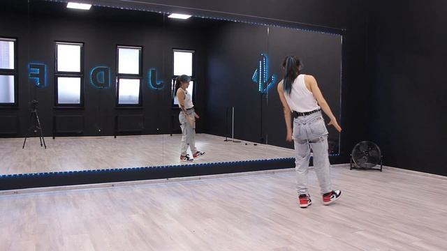 Jackson Wang & Galantis - Pretty Please Dance Tutorial Русский Туториал смотреть онлайн