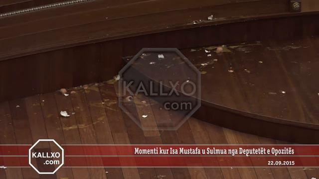 Momenti kur Isa Mustafa u Sulmua nga Deputetët e Opozitës смотреть онлайн