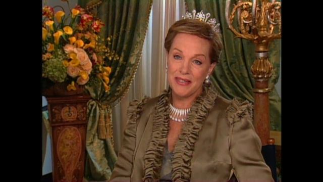 The Princess Diaries 2: Royal Engagement Julie Andrews Interview | ScreenSlam