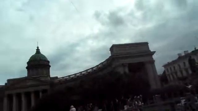 Напротив Казанского собора смотреть онлайн