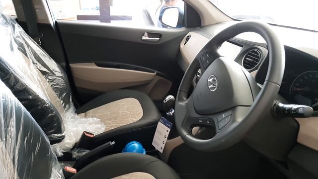 2018 Hyundai EON vs Grand i10 | Both in Blue Color | Exterior and Interior 4K 60FPS смотреть онлайн