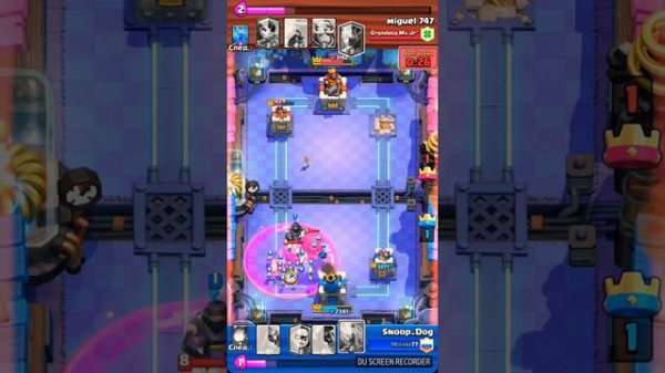 Топ колода с мегарыцарем и бандиткой!)