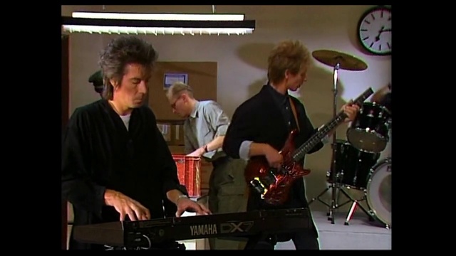 Status Quo  -  In The Army Now 1986.